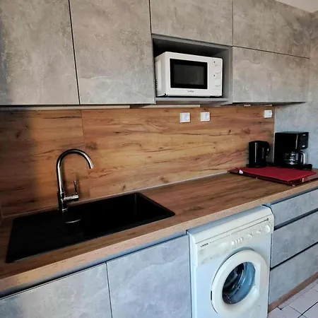 2 Pieces Mezzanine Acces Plage, Parking Prive ! - Fr-1-326-831 Apartment Marseillan (Herault)