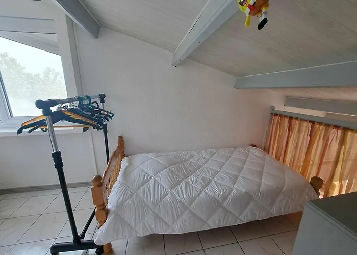 2 Pieces Mezzanine Acces Plage, Parking Prive ! - Fr-1-326-831 Marseillan (Herault)